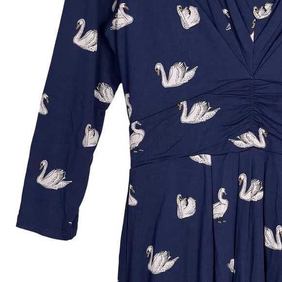 Boden Dress 6 Swan Novelty Print V Neck Teacher Modest Stretch Jersey Fit Flare - Picture 3 of 11
